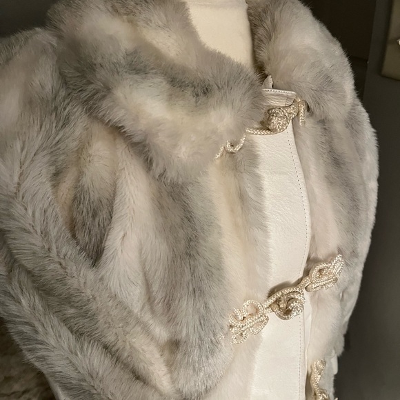 tissavel france fur coat - Picture 7 of 9